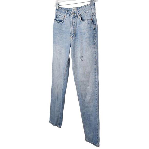 BDG Womens Blue Light Wash Distressed Mom Fit Straight Leg High Rise Jeans Sz 25 - Picture 4 of 7